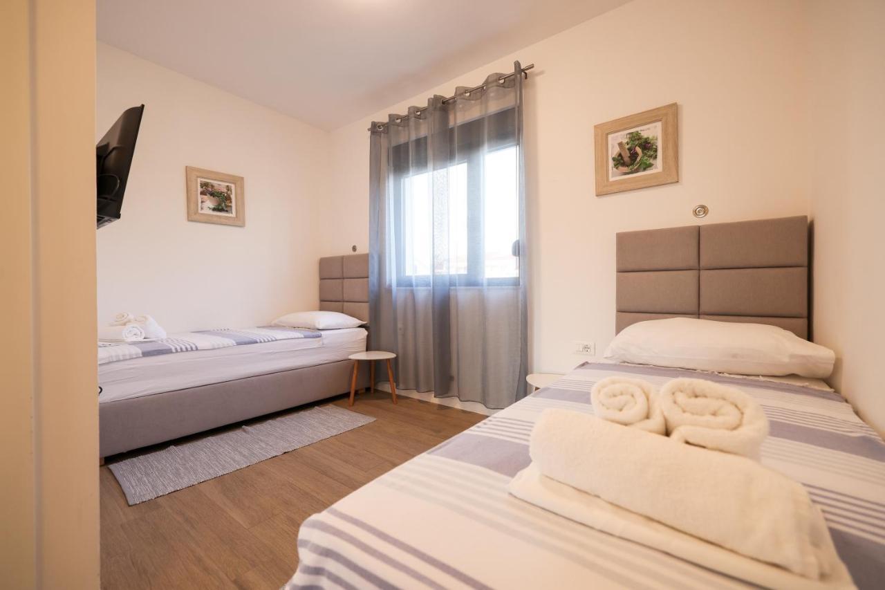 Apartmani Mato 1 Задар Экстерьер фото